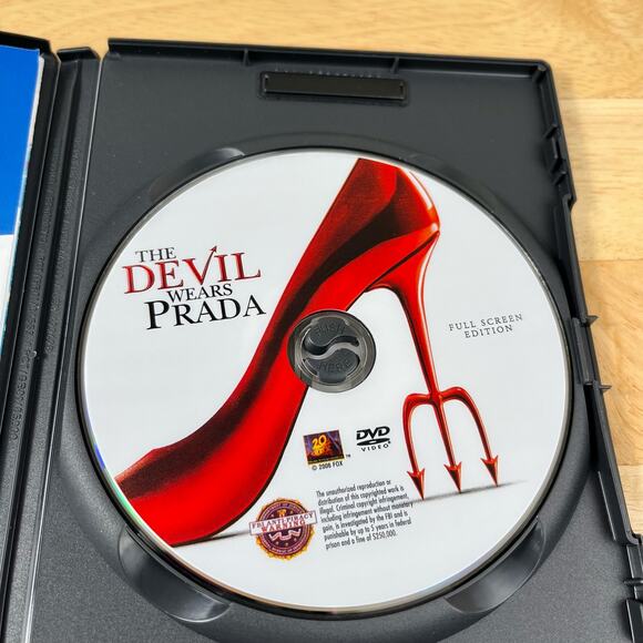 The Devil Wears Prada Full Screen Edition DVD Fox 2000 Pictures 2006 - Picture 7 of 8